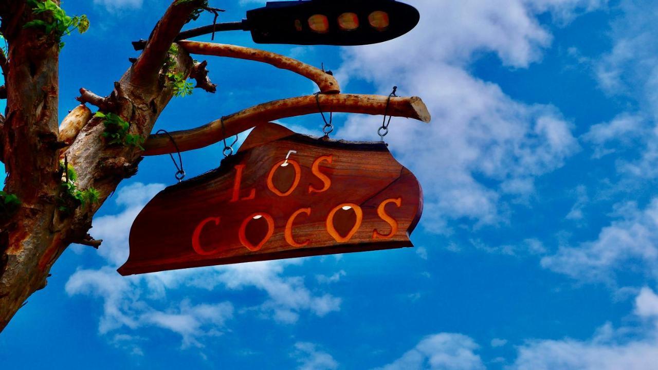 Hotel Restaurante Los Cocos Santa Cruz エクステリア 写真